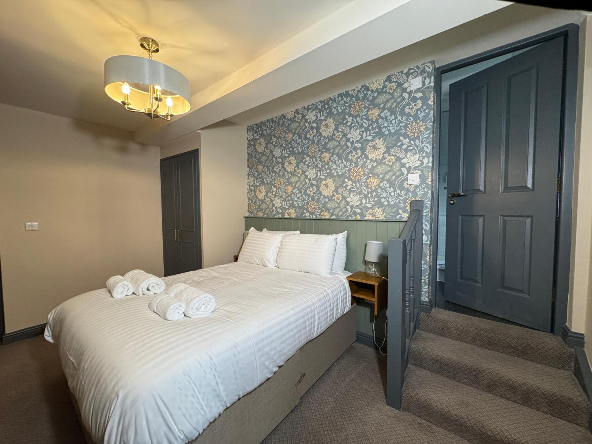 The Cross Scythes Hotel Sheffield Buitenkant foto